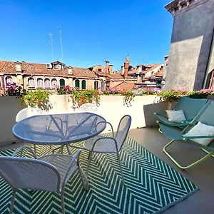 https://ca-degli-oresi.hotelinveneto.com